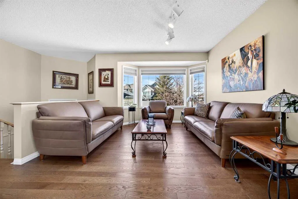 110 Citadel Crest Circle NW, Calgary — photo 5 of 50
