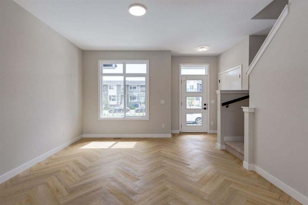 780 Sora Boulevard SE, Calgary — photo 4 of 46