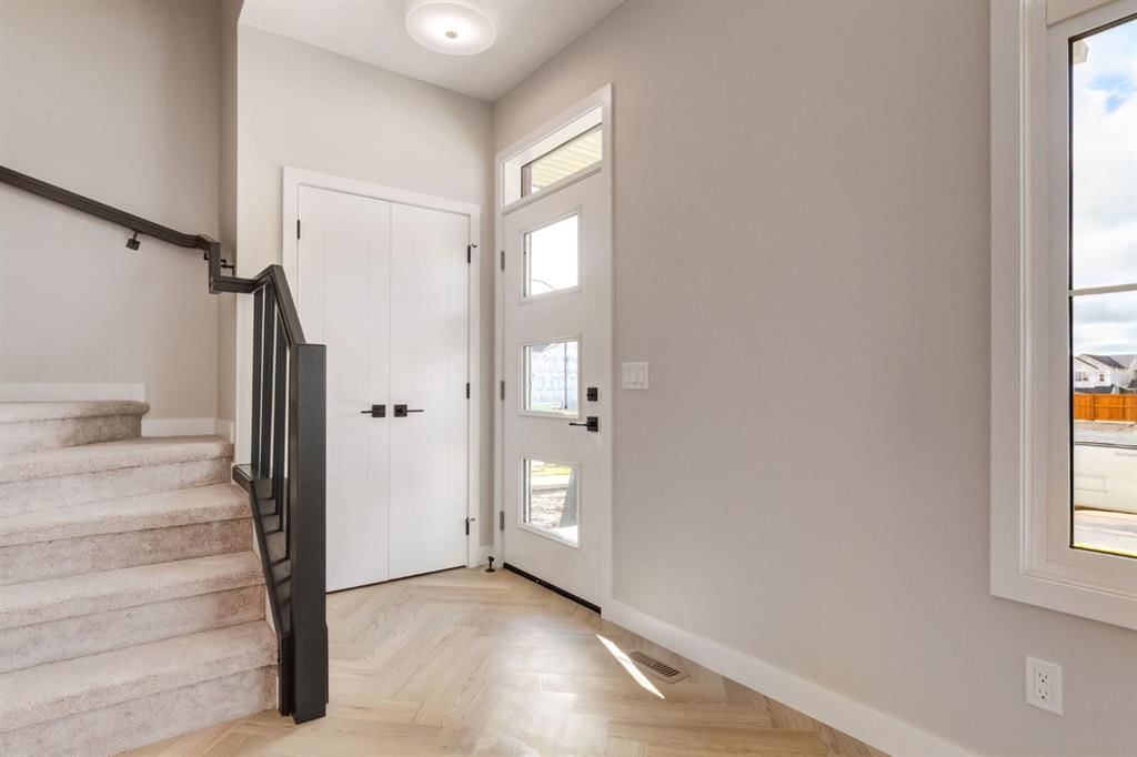 214 Sora Gardens SE, Calgary — photo 2 of 40