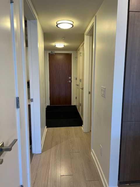 311, 128 2 Street SW, Calgary — photo 2 of 20