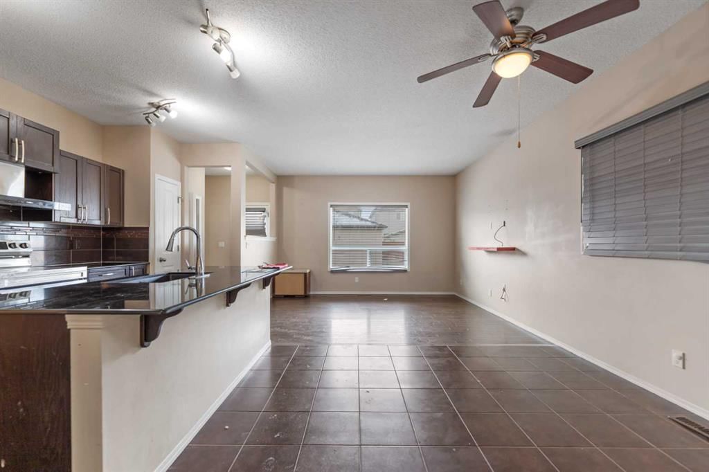 49 Skyview Ranch Boulevard NE, Calgary — photo 5 of 38