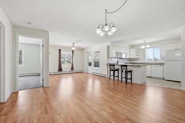 3302, 3000 Millrise Point SW, Calgary — photo 3 of 42