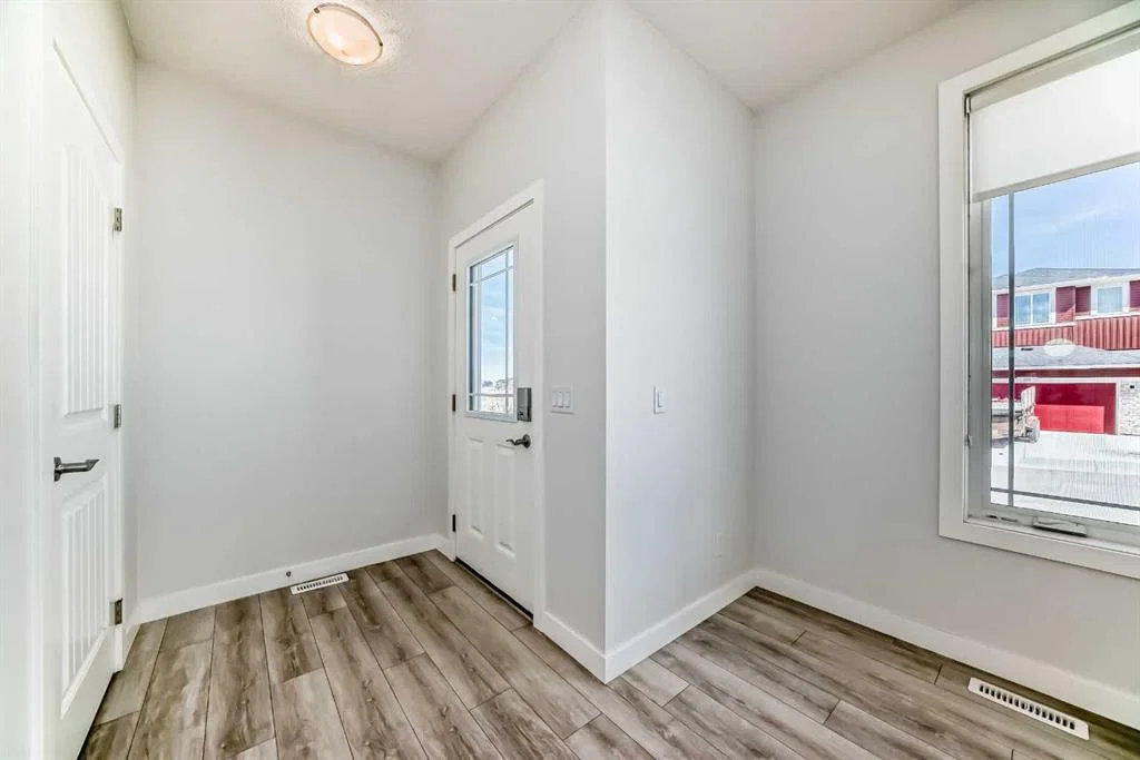 121 Ambleside Heath NW, Calgary — photo 2 of 45