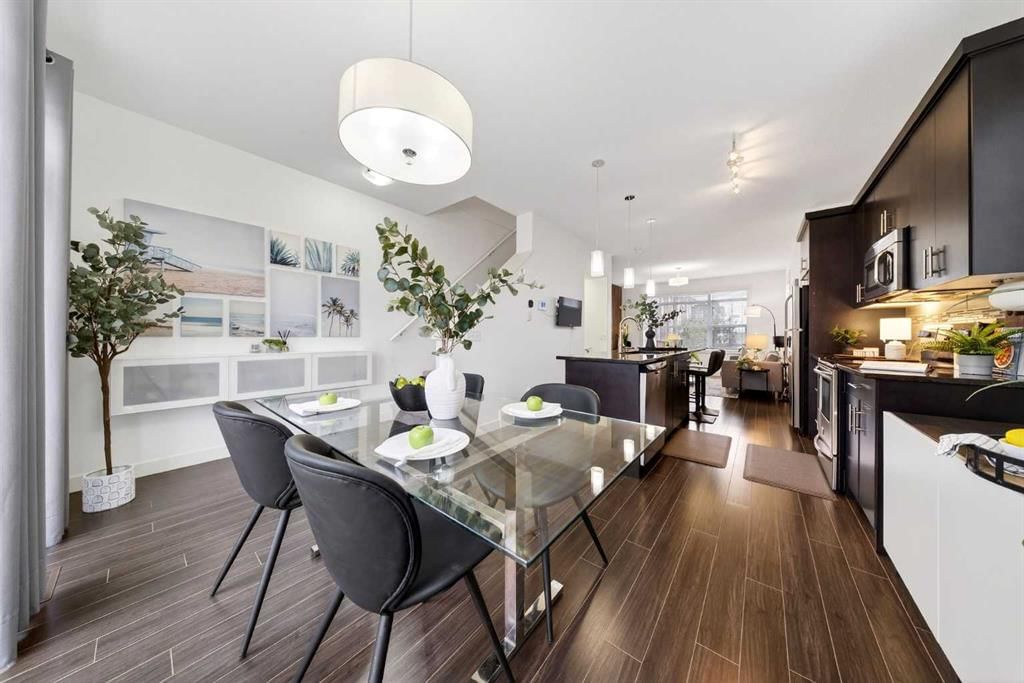 404 Redstone View NE, Calgary — photo 3 of 45