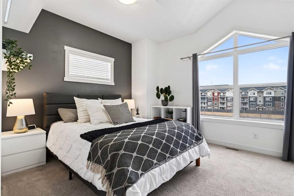 404 Redstone View NE, Calgary — photo 5 of 45