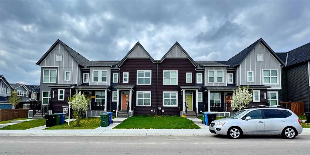 55 Savanna Park NE, Calgary — main listing photo