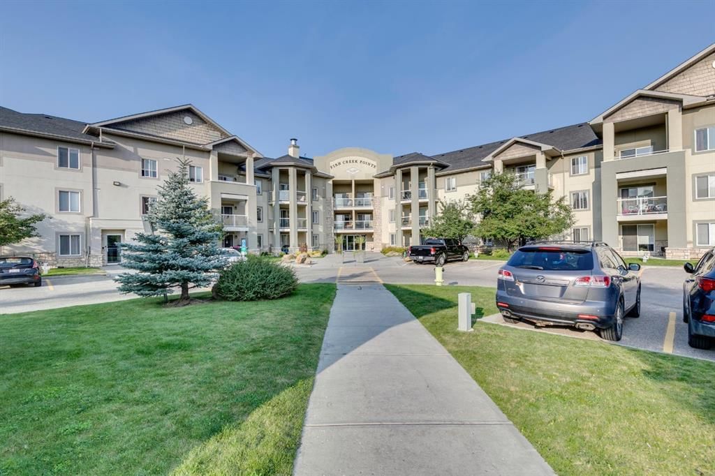 2205, 2518 Fish Creek Boulevard SW, Calgary — photo 2 of 37