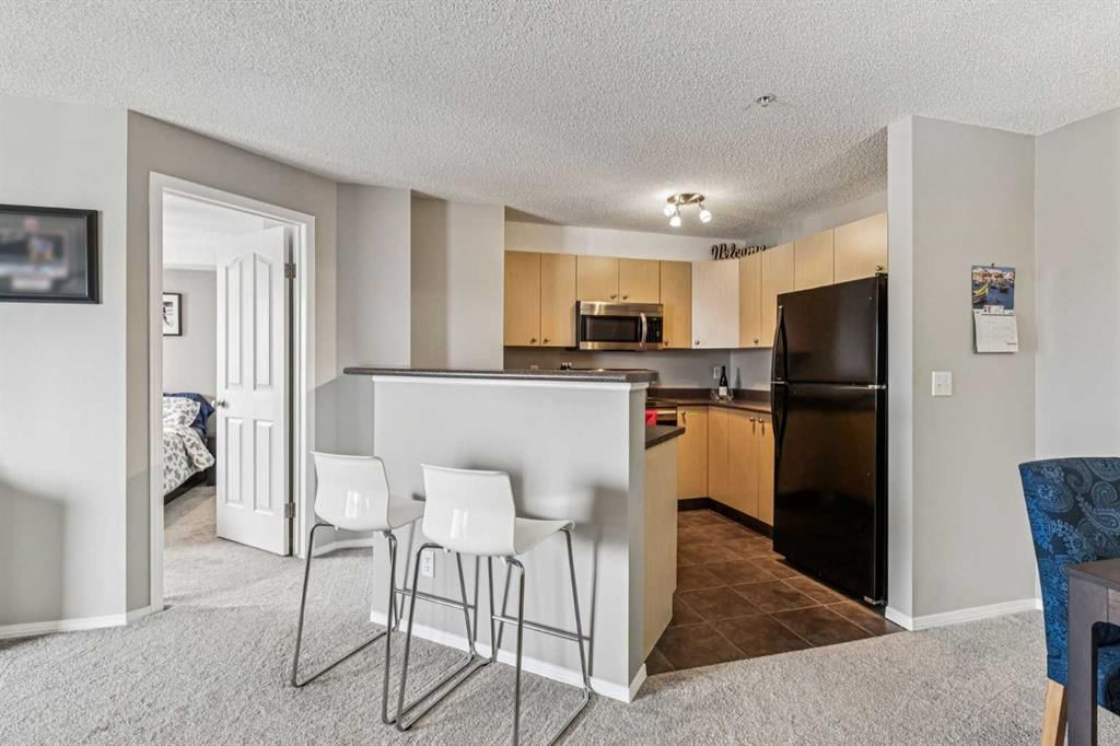 2211, 2371 Eversyde Avenue SW, Calgary — photo 4 of 19