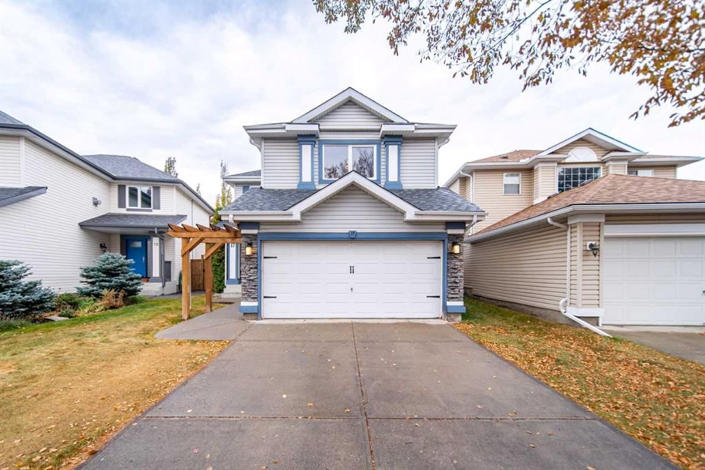 17 Hidden Close NW, Calgary — main listing photo