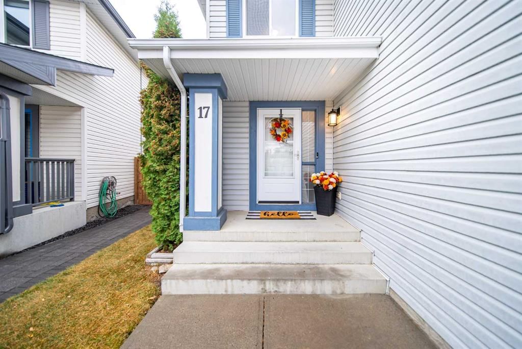 17 Hidden Close NW, Calgary — photo 4 of 50