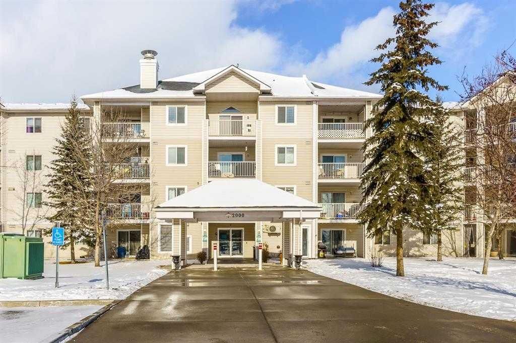2120, 6224 17 Avenue SE, Calgary — main listing photo