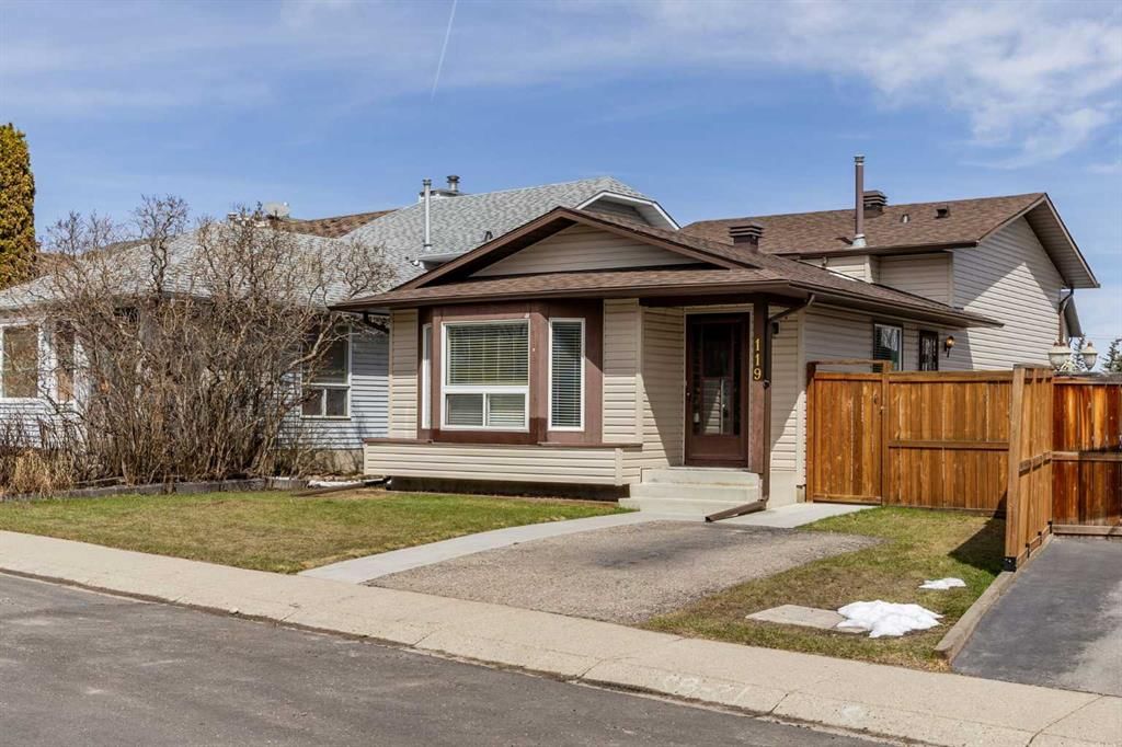 119 Bedfield Close NE, Calgary — photo 3 of 33