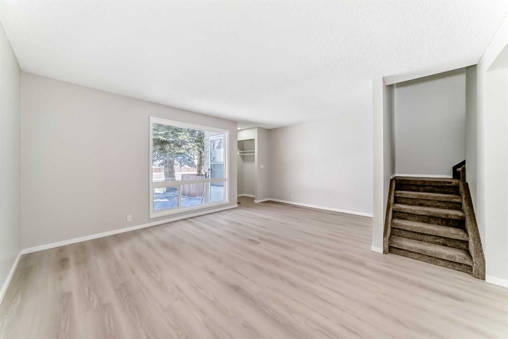 56, 7205 4 Street NE, Calgary — photo 5 of 20