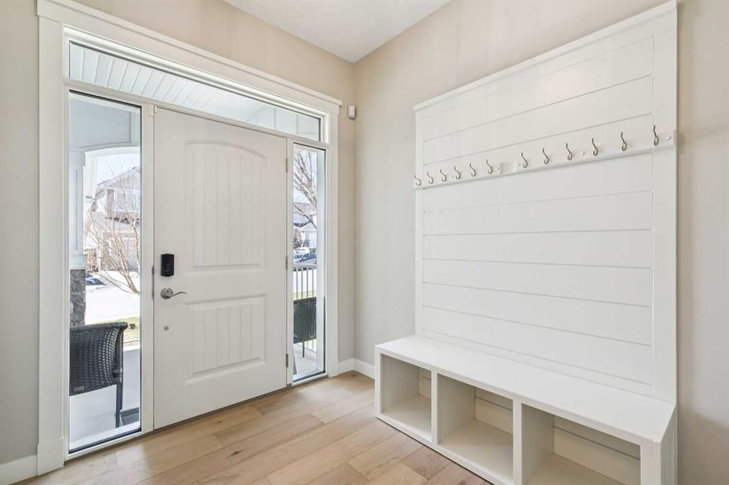 353 Auburn Shores Landing SE, Calgary — photo 3 of 33