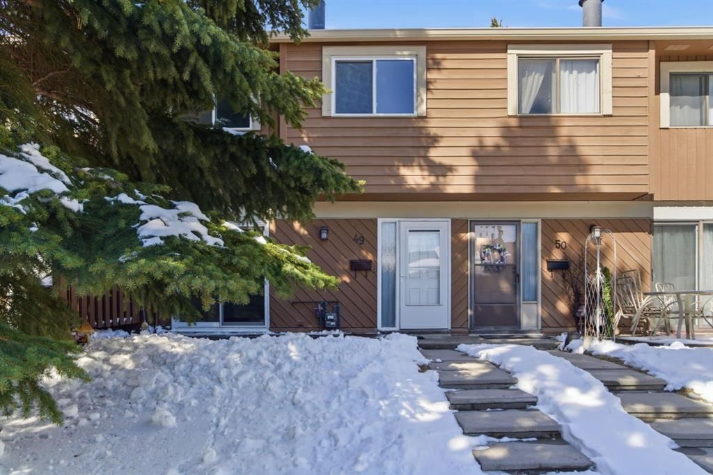 49, 4940 39 Avenue SW, Calgary — photo 2 of 45