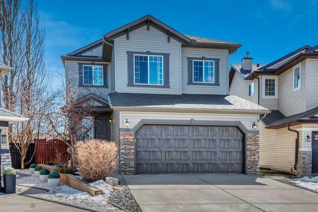 28 Chapman Court SE, Calgary — main listing photo