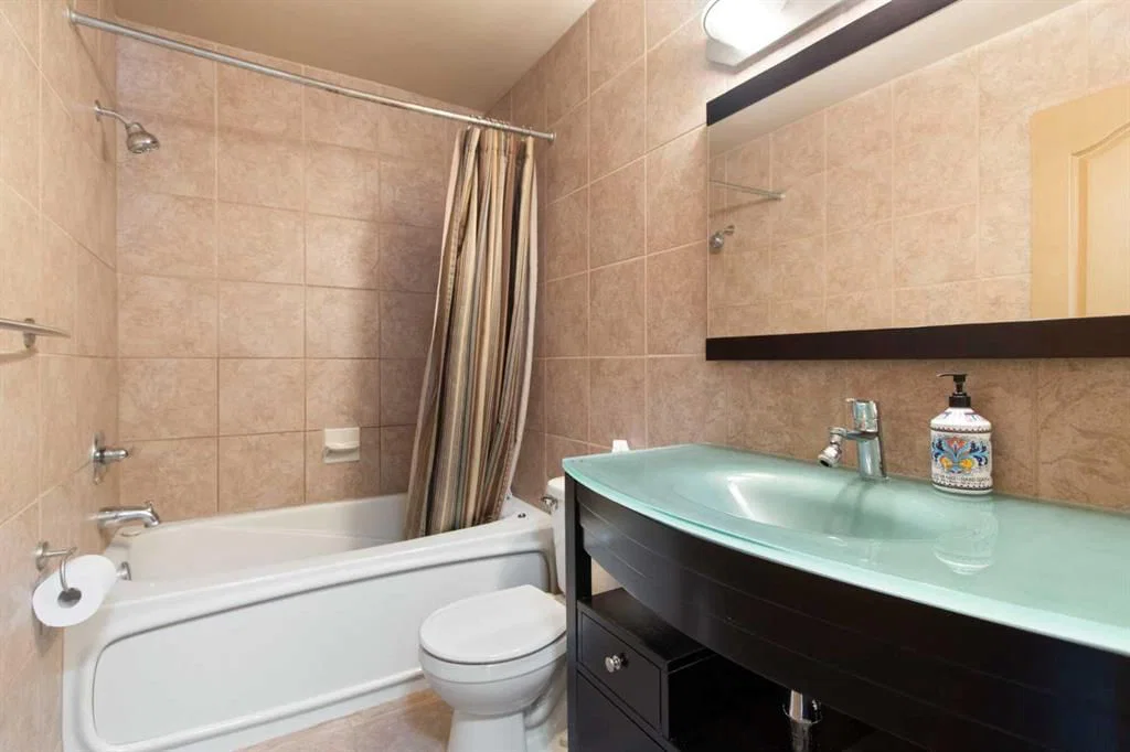 1108 Marcombe Crescent NE, Calgary — photo 5 of 39