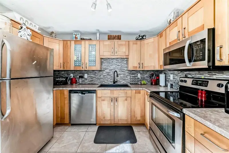 13, 1845 Lysander Crescent SE, Calgary — photo 2 of 22