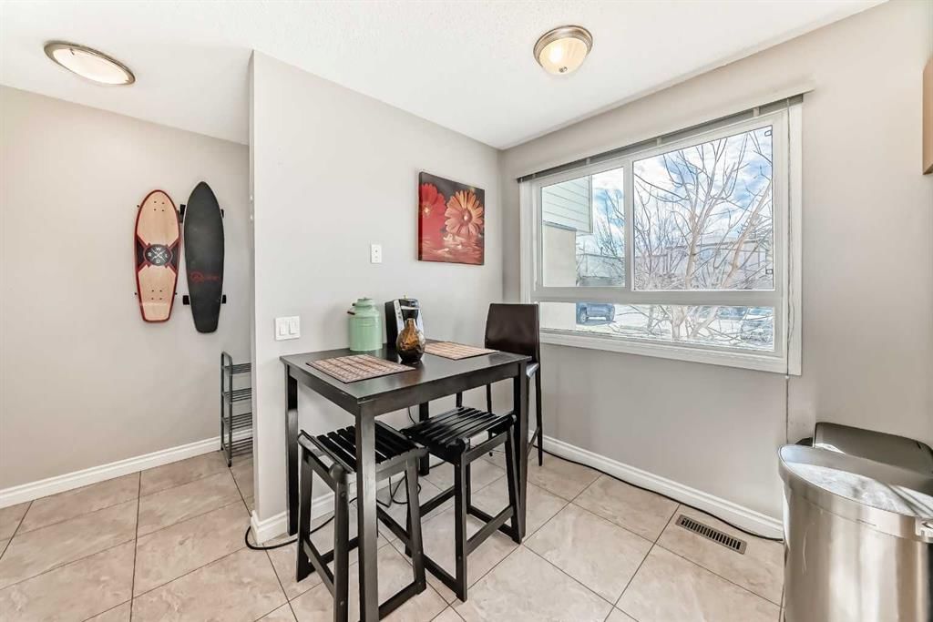 13, 1845 Lysander Crescent SE, Calgary — photo 4 of 22