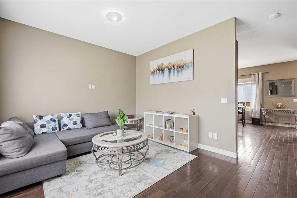 338 Skyview Ranch Road NE, Calgary — photo 4 of 37