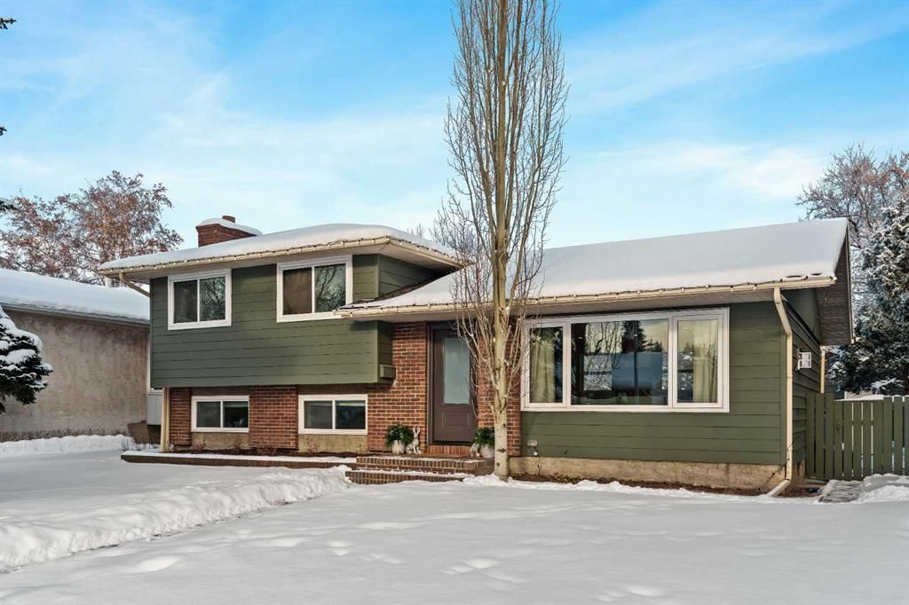212 Vantage Place NW, Calgary — photo 4 of 47