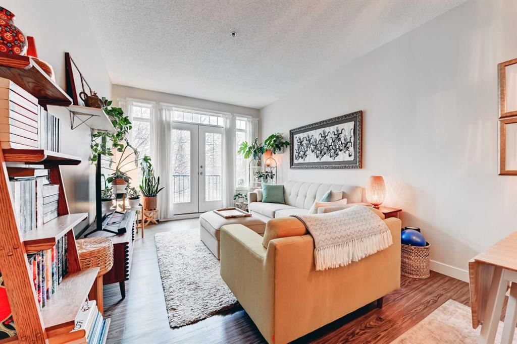 305, 1000 15 Avenue SW, Calgary — main listing photo
