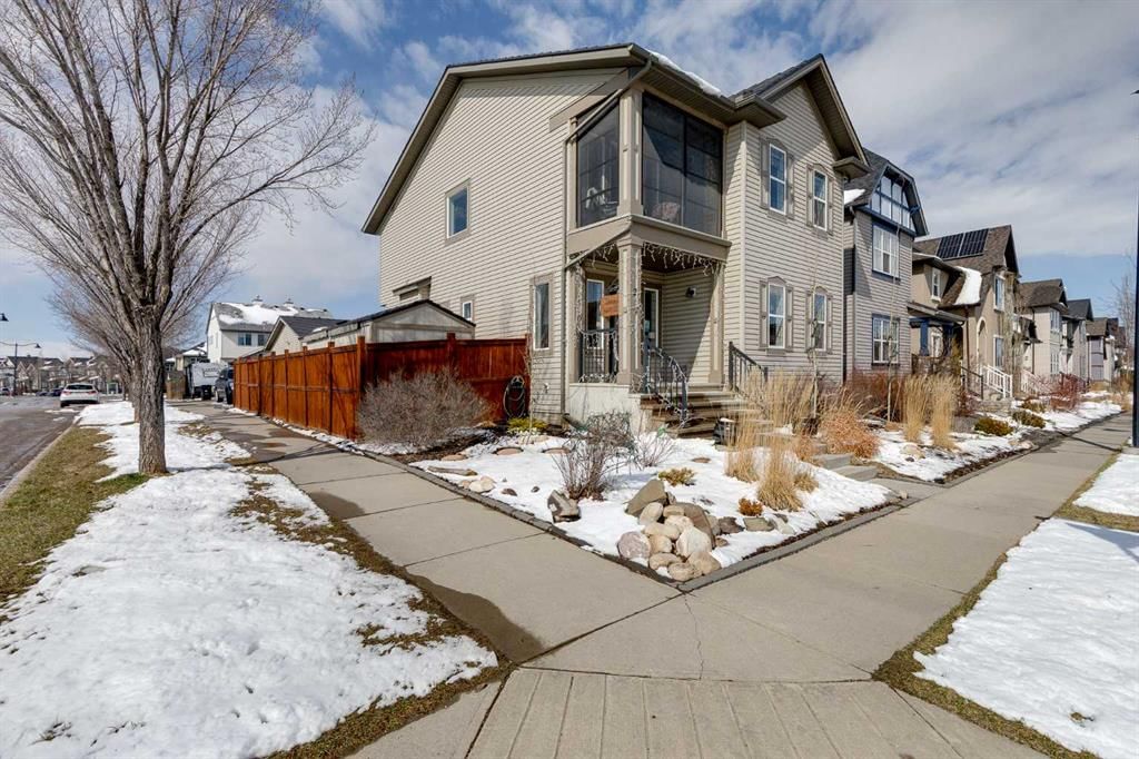 2 Elgin Meadows Green SE, Calgary — photo 2 of 43