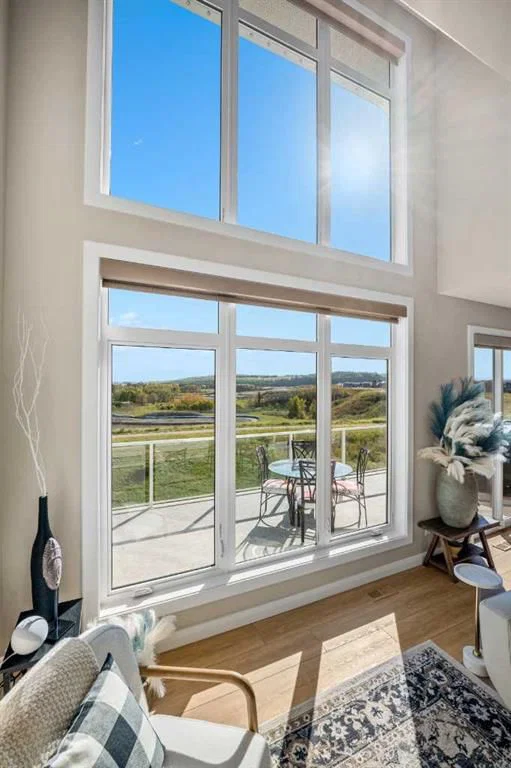 51 Creekstone Way SW, Calgary — photo 4 of 50