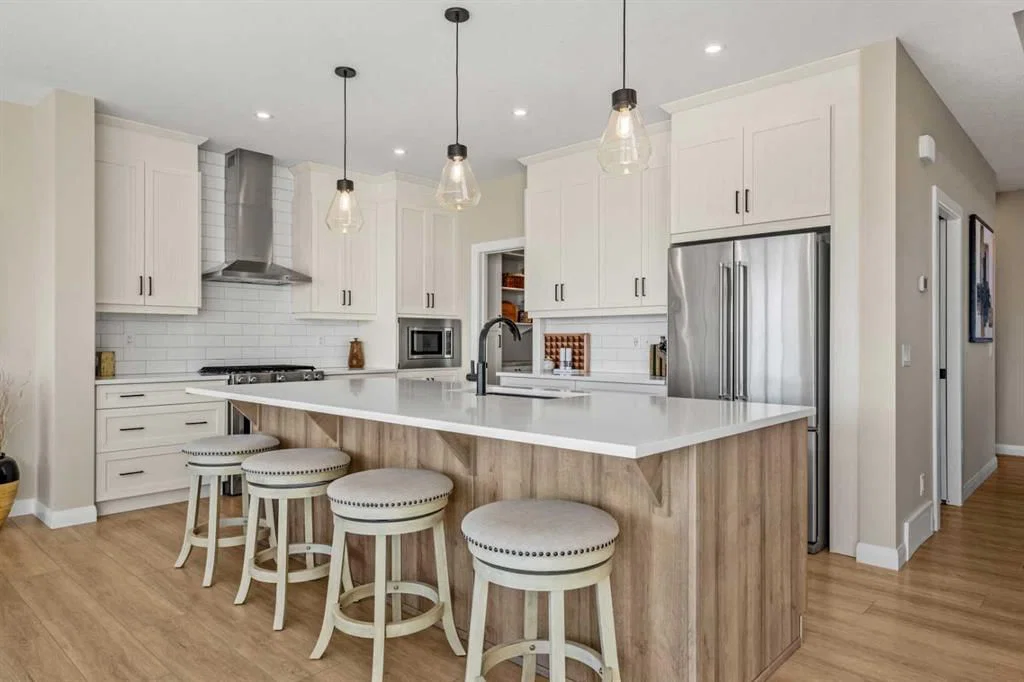 51 Creekstone Way SW, Calgary — photo 5 of 50