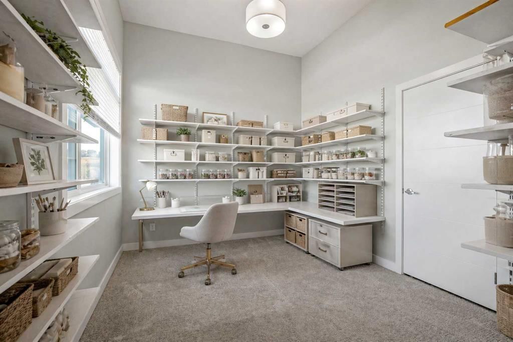 2919 136 Avenue NW, Calgary — photo 5 of 35