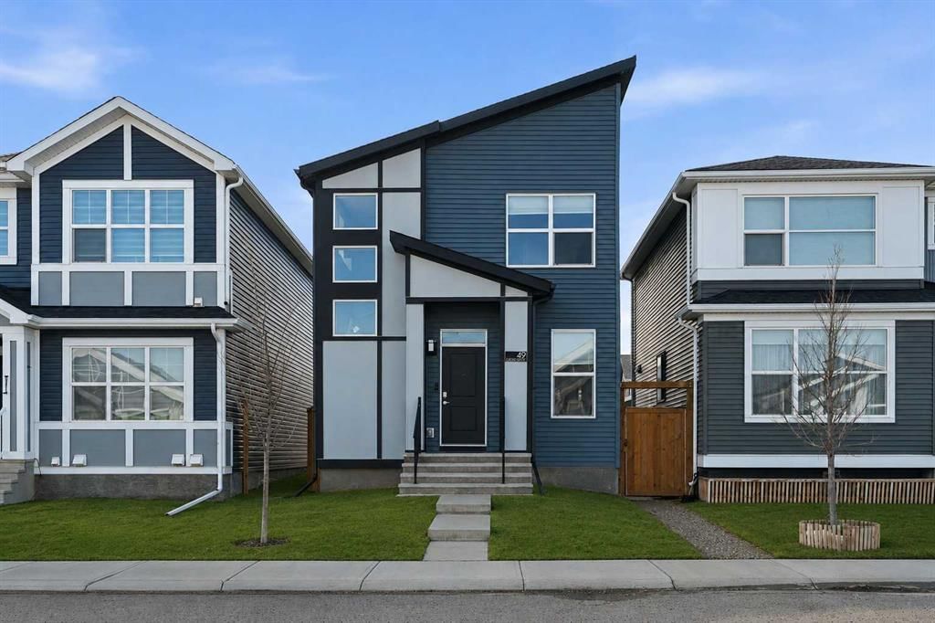 49 Lucas Grove NW, Calgary — main listing photo