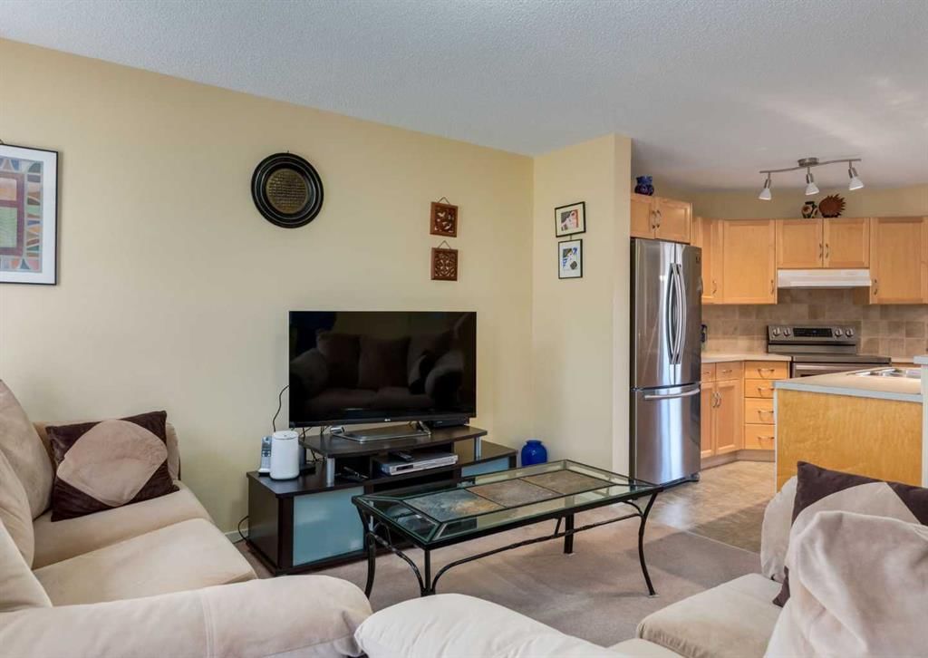 471 Silverado Plains Circle SW, Calgary — photo 2 of 24