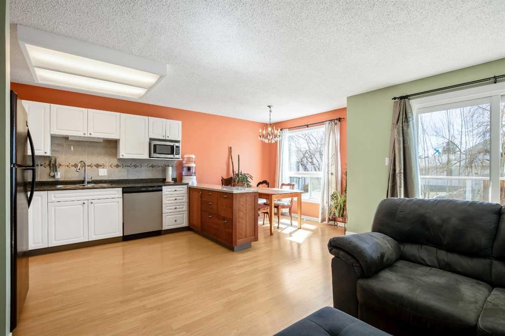 240 27 Avenue NW, Calgary — photo 4 of 50