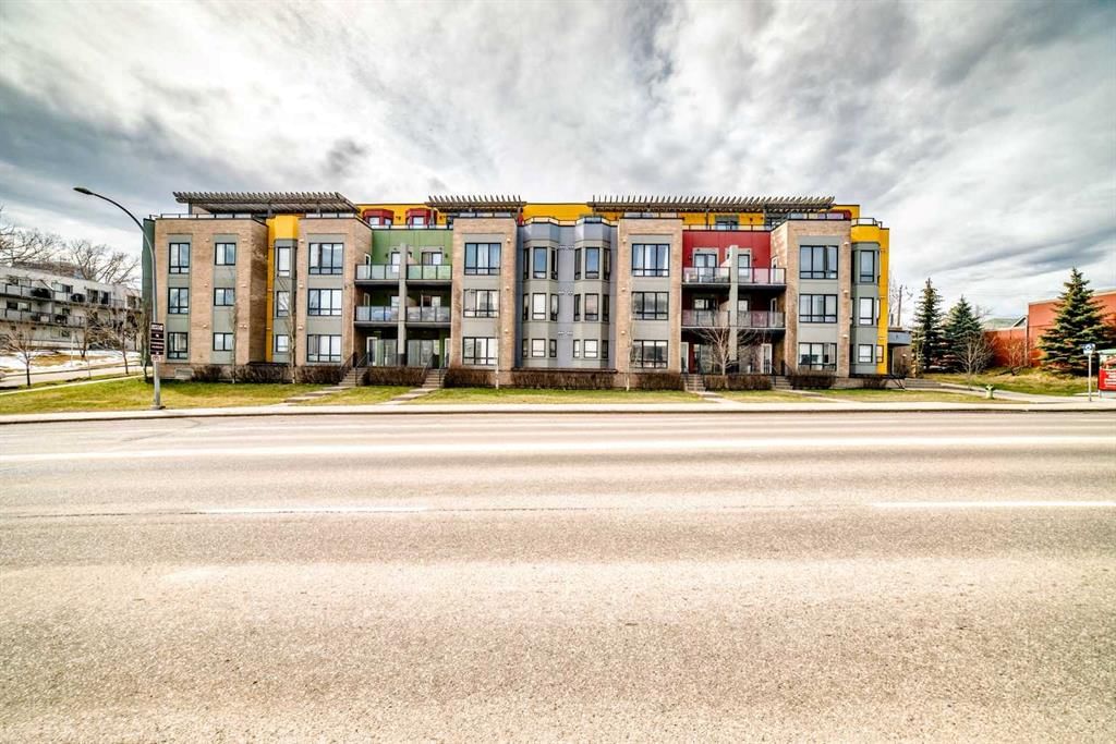 210, 611 Edmonton Trail NE, Calgary — main listing photo