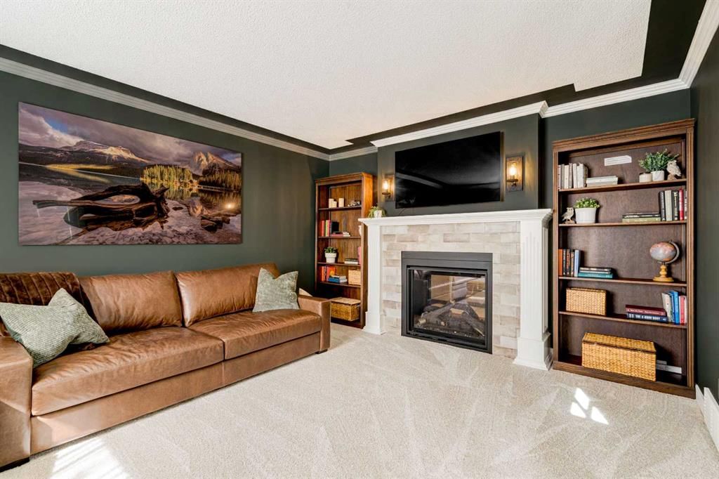 34 Christie Estate Gardens SW, Calgary — photo 3 of 50