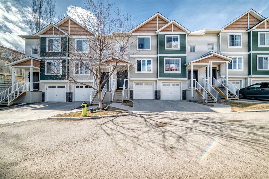 88 Pantego Lane NW, Calgary — main listing photo