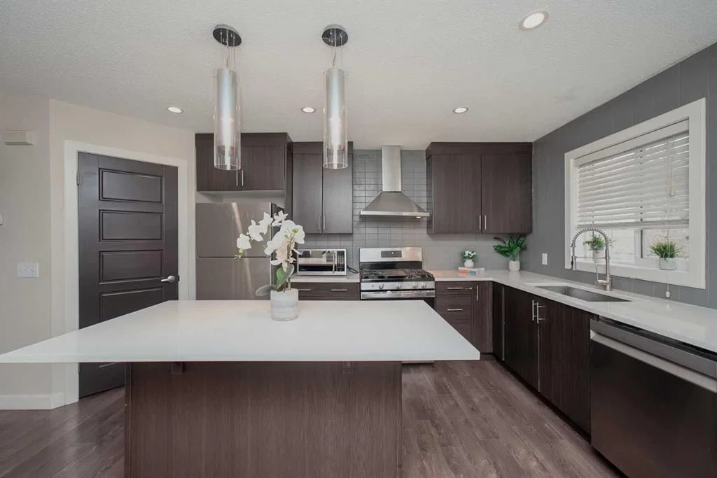 88 Pantego Lane NW, Calgary — photo 3 of 25