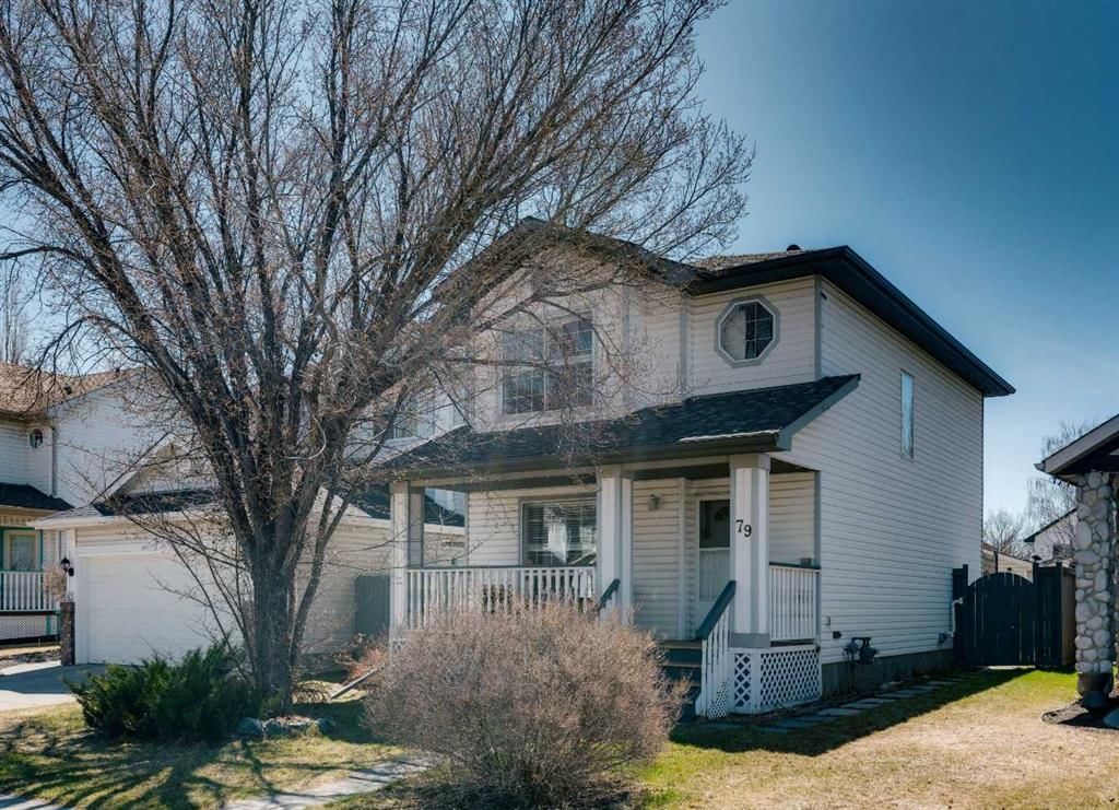 79 Mt Apex Green SE, Calgary — main listing photo