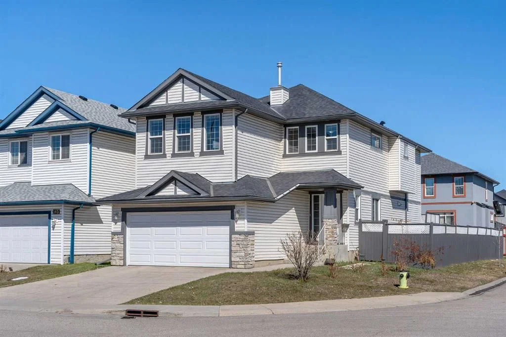 149 Saddlecrest Green NE, Calgary — main listing photo