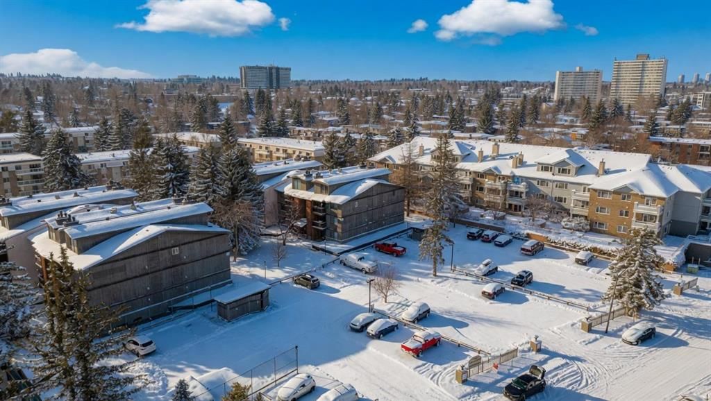 302A, 7301 4a Street SW, Calgary — photo 3 of 33