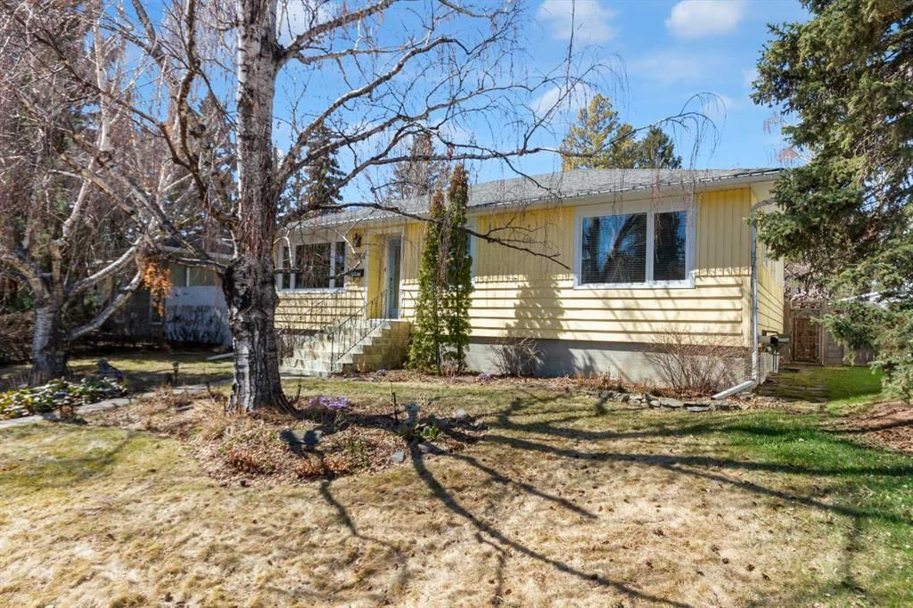 3207 25 Street SW, Calgary — photo 2 of 38