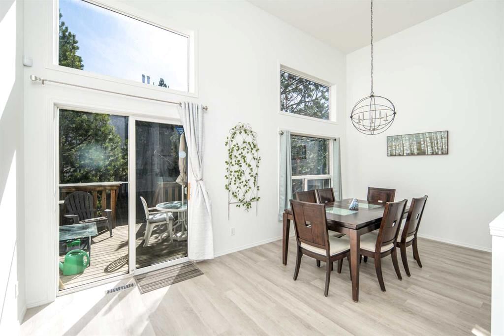 106 Anderson Grove SW, Calgary — photo 5 of 26