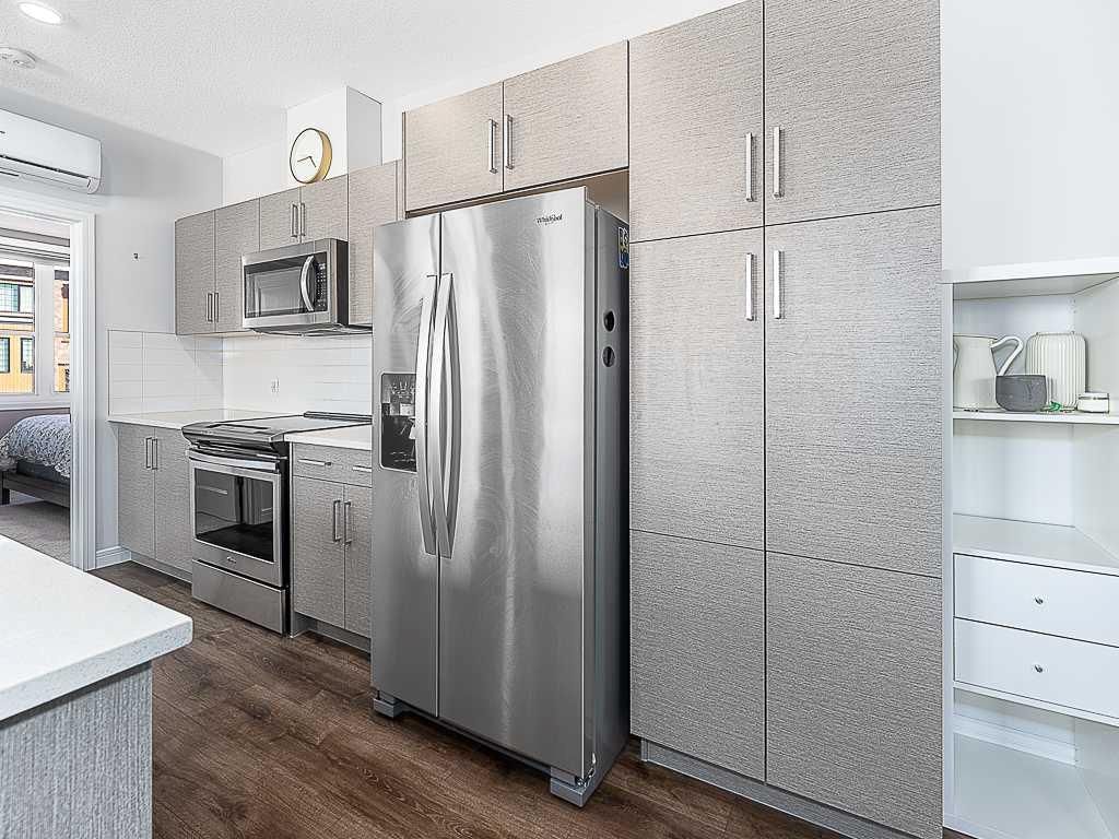 1202, 80 Greenbriar Place NW, Calgary — photo 3 of 29