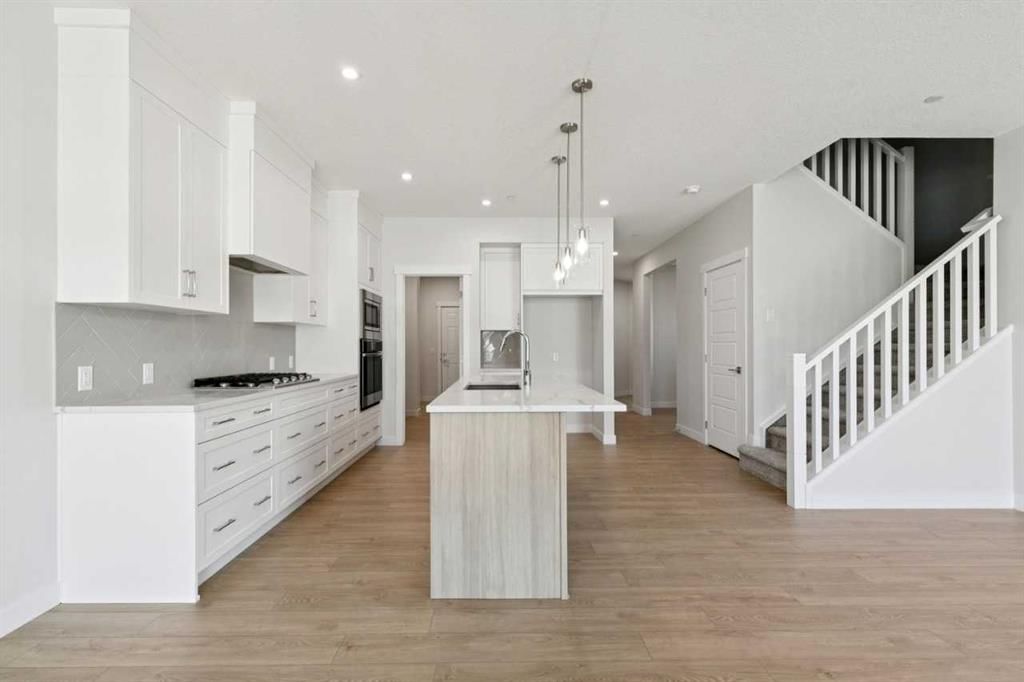 322 Hotchkiss Common SE, Calgary — photo 5 of 34