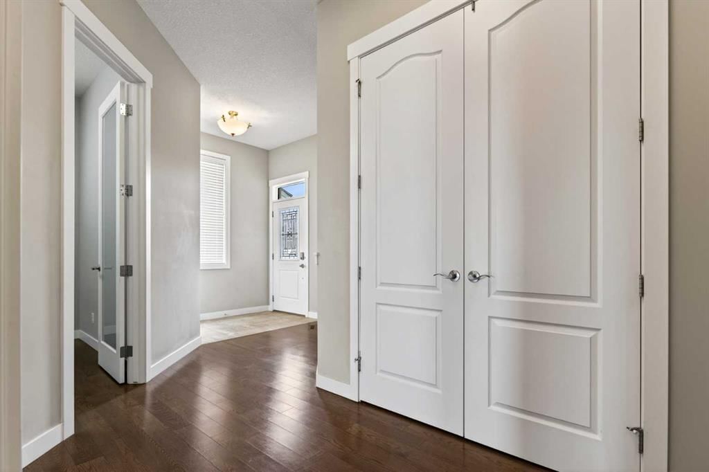 48 Evansfield Manor NW, Calgary — photo 2 of 50