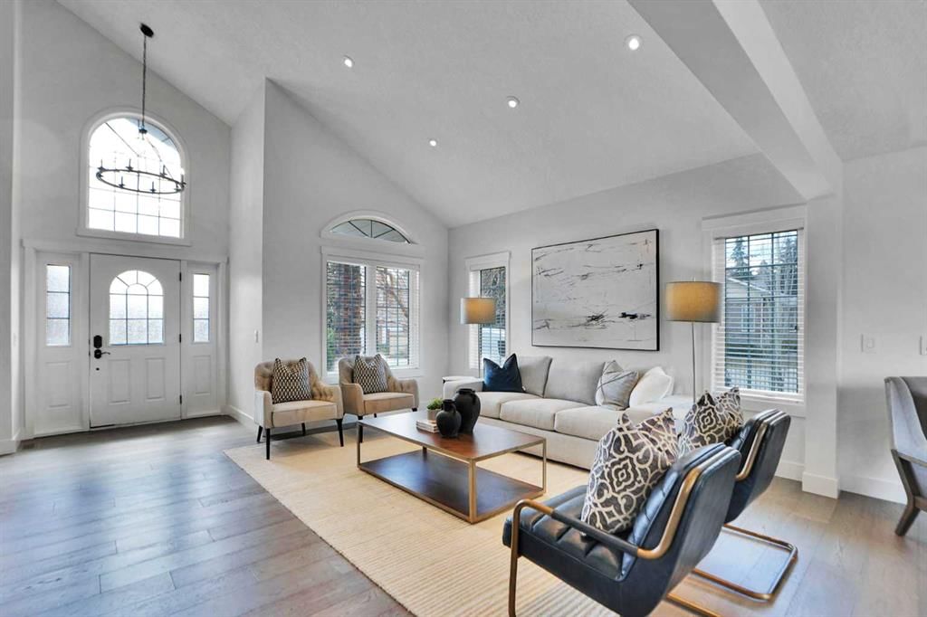 1408 Christie Knoll Green SW, Calgary — photo 4 of 50