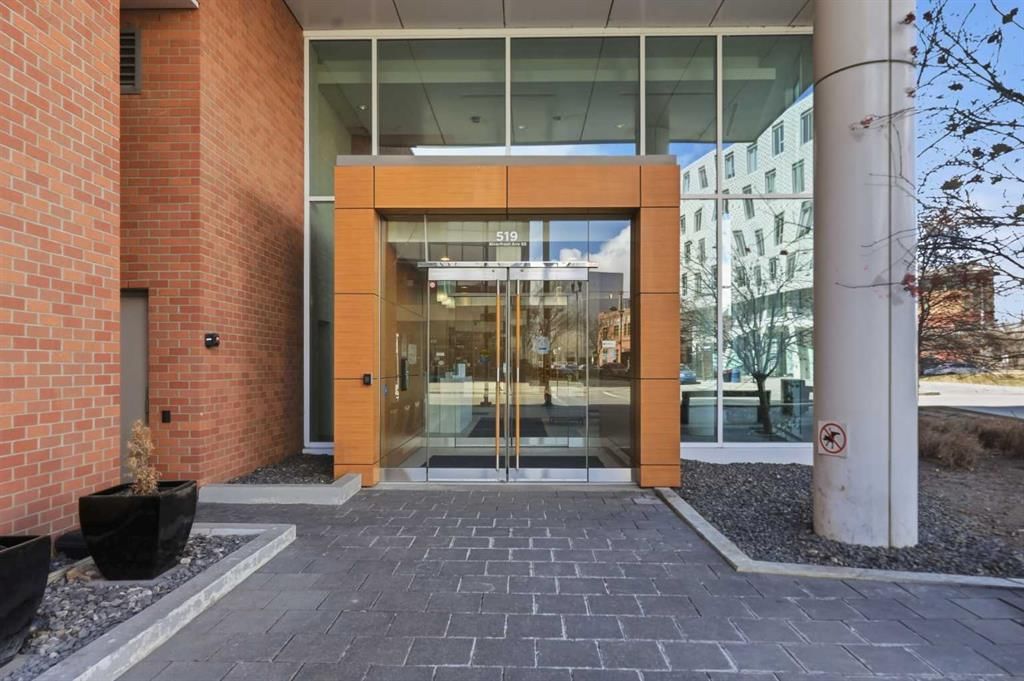 1203, 519 Riverfront Avenue SE, Calgary — photo 3 of 49