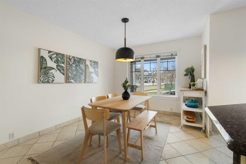 66 Inverness Close SE, Calgary — photo 5 of 50