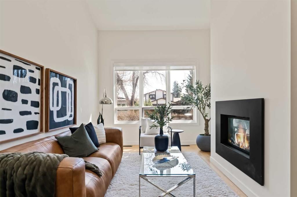 618 51 Avenue SW, Calgary — photo 3 of 50