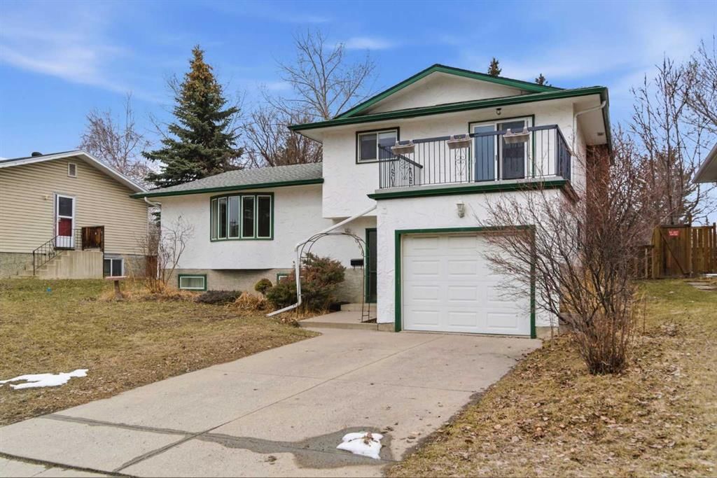 5048 Dalhart Road NW, Calgary — photo 2 of 49